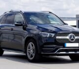 How to choose the perfect luxury SUV