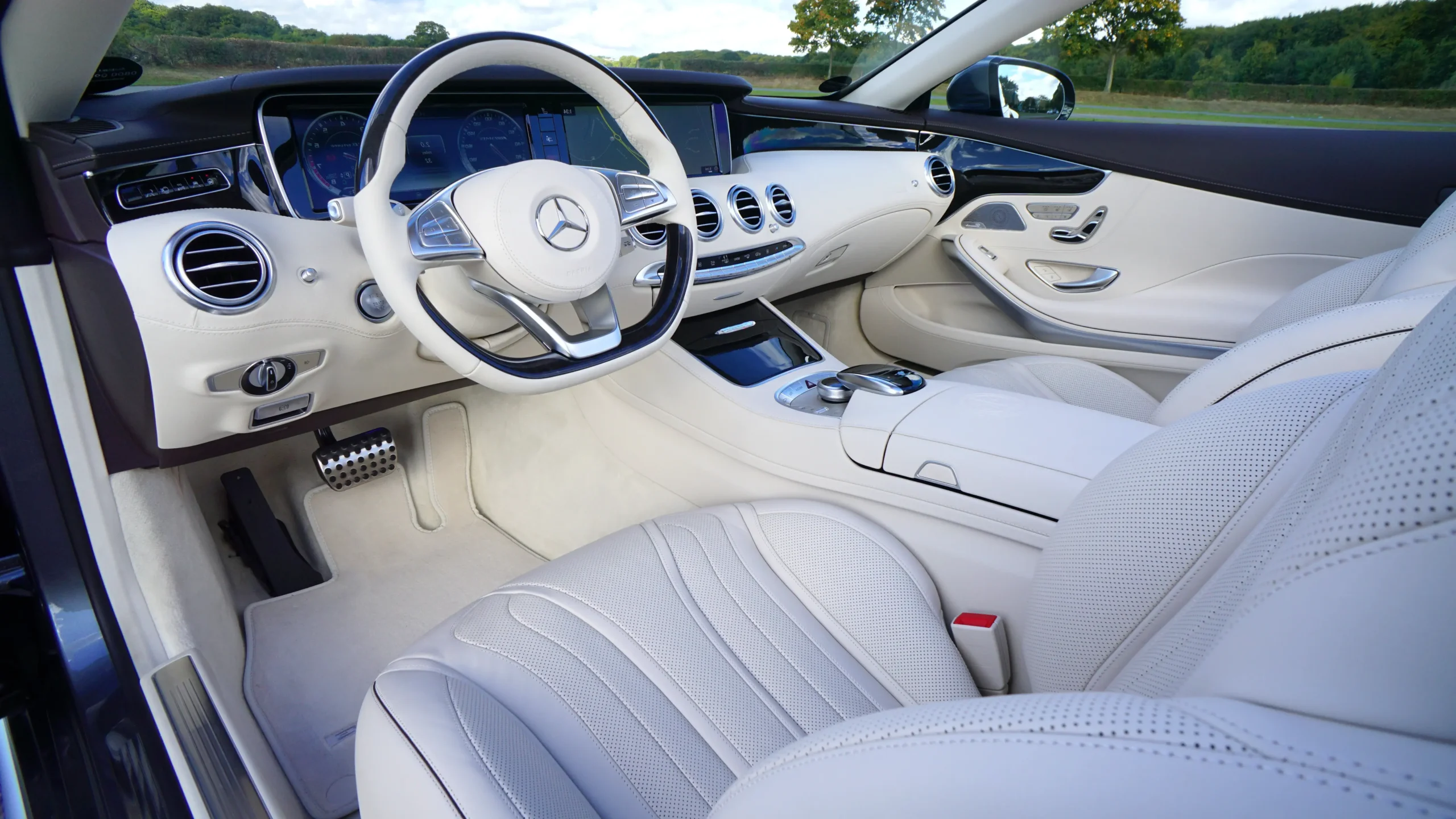 The Most Comfortable Cars: Top 10 Luxury Cars for Comfort